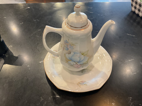 Tea pot & Dish Set