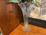 Med. Glass vase